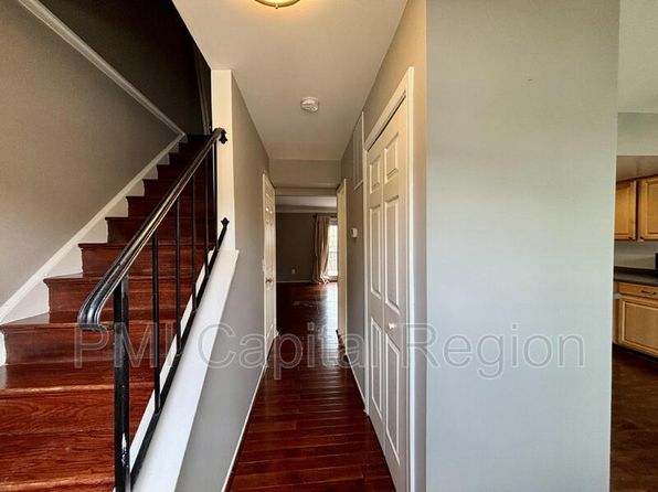 8348 Amity Cir, Gaithersburg, MD 20877