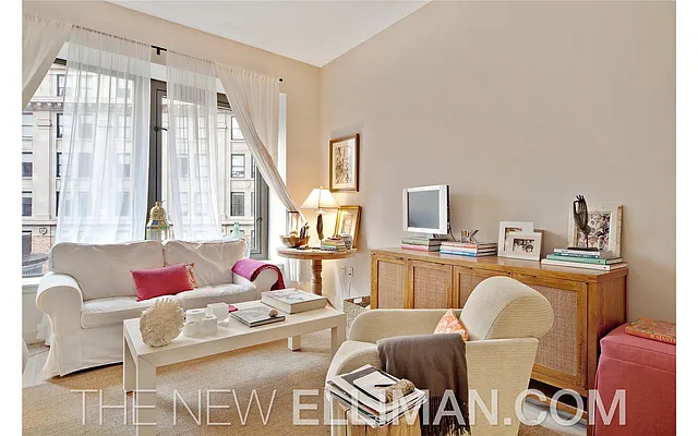 Rented by Douglas Elliman | media 21