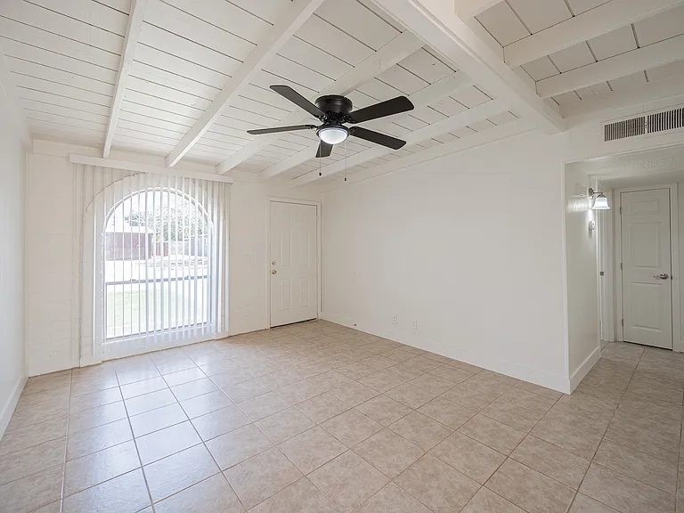 388 N Comanche Dr, Chandler Az — Photo 6