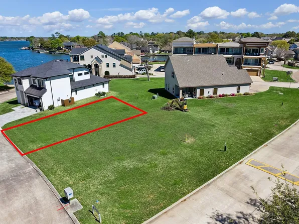 Outrigger Ct, Willis, TX 77318