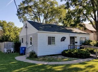 702 E Elm St, Hoopeston, IL