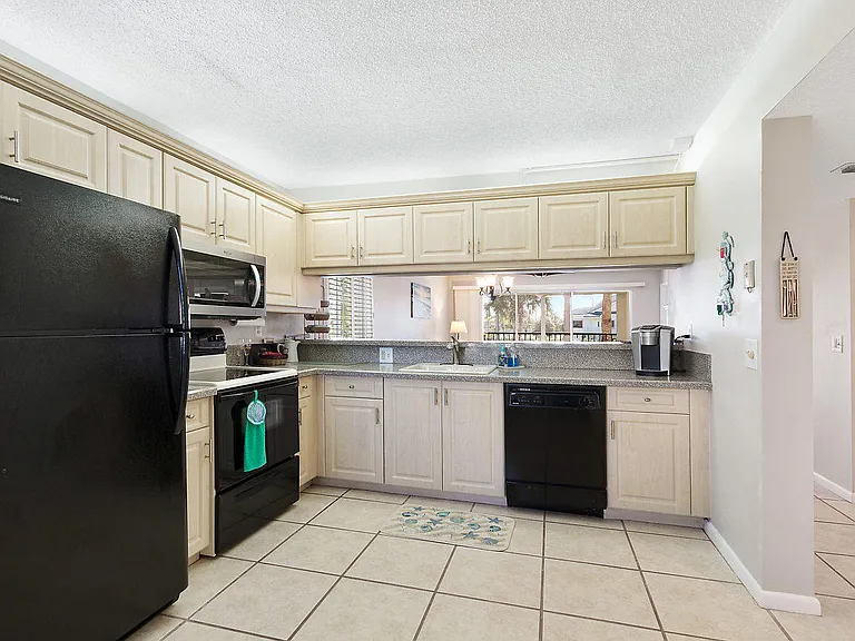 275 Palm Ave #A201 — Photo 10