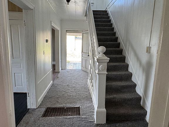 2nd image of 310 Brown St