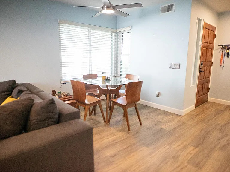 1575 Apache Dr #F — Photo 4