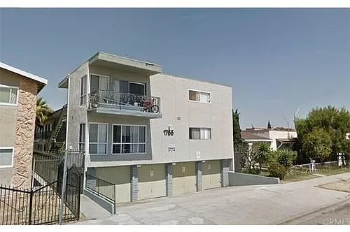 1765 Cedar Ave Photo 1