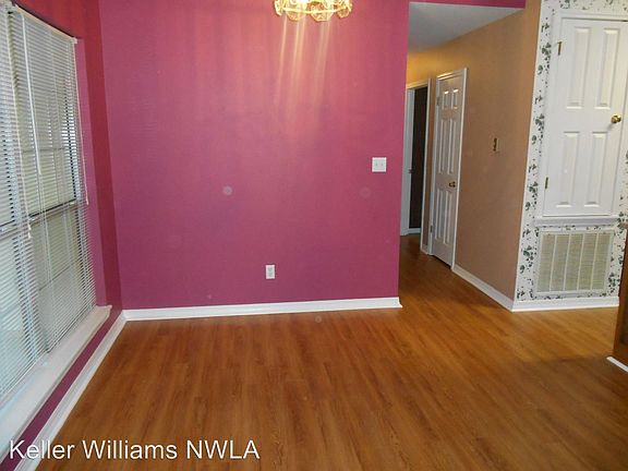 3rd image of 3331 Danbury Ct