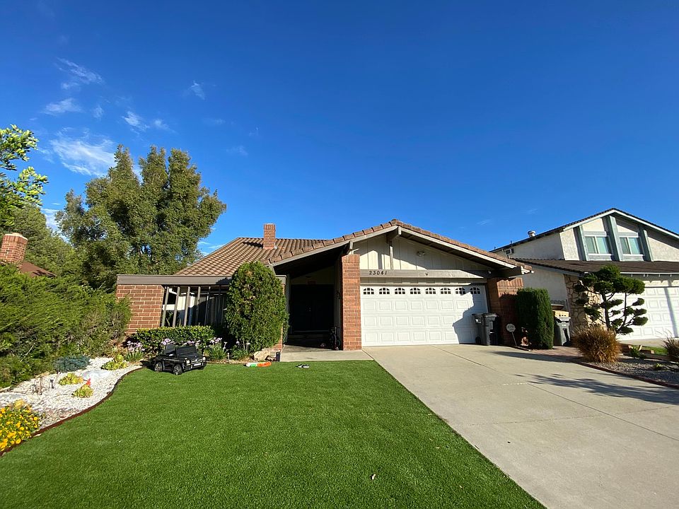 1st image of 23041 Aspen Knoll Dr