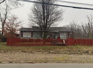 104 N Elm St, Farmersville, OH