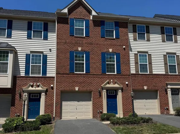 22851 Chestnut Oak Ter, Sterling, VA 20166