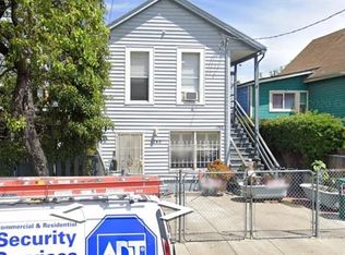 1760 10th St, Oakland, CA 94607