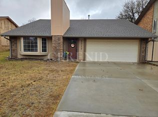 1717 Calico Ln, Enid, OK 73703