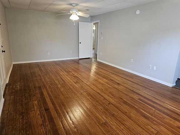 4th image of 109 Sunnyview Ave