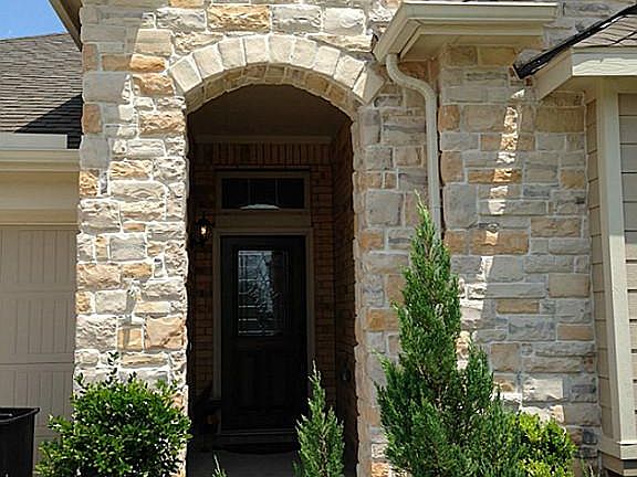 Detail of the Stone Front elevation.