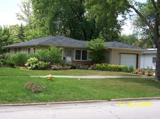 459 Lakewood Blvd, Park Forest, IL
