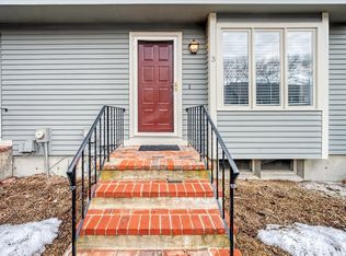 4 Deer Path APT 3, Maynard, MA 01754