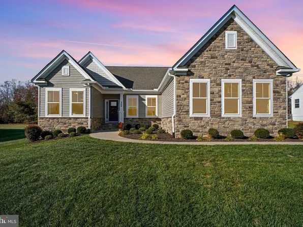 209 Liberty Hall Dr, Fredericksburg, VA 22406