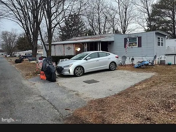 211 Ohio Ave, Williamstown, NJ 08094