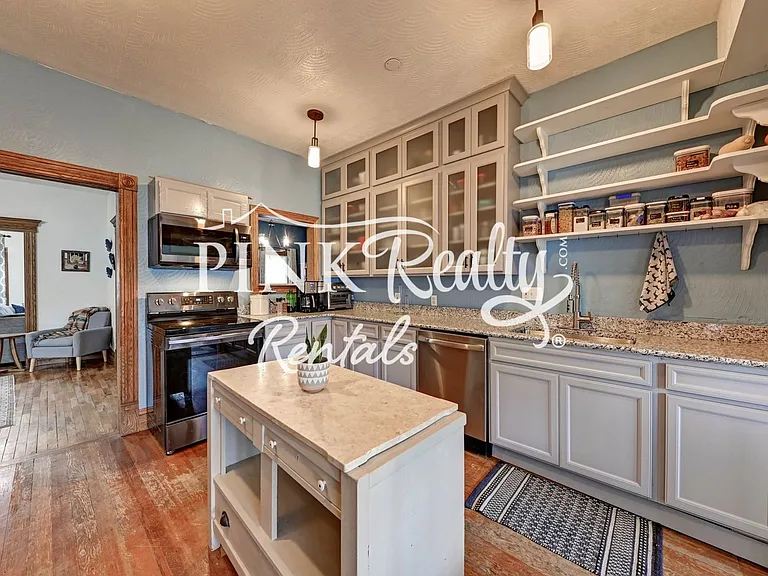 1610 W Kiowa St — Photo 22