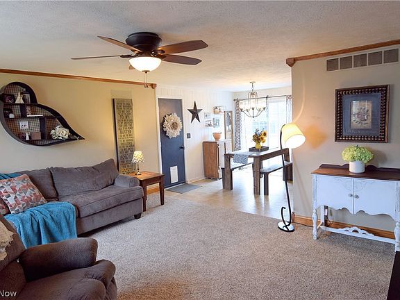 3rd image of 153 Chapel Hill Dr NW