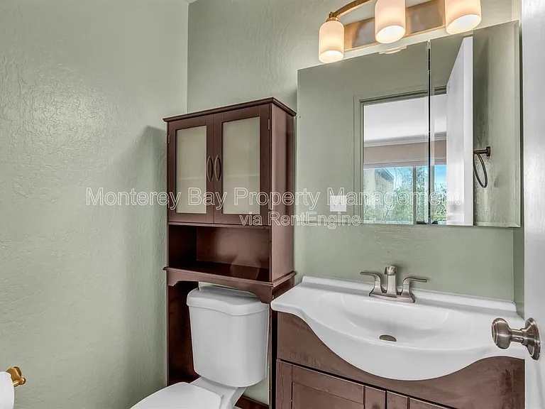 3137 Seacrest Ave #12 — Photo 14