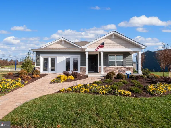 121 Riderwood Ln, Shepherdstown, WV 25443