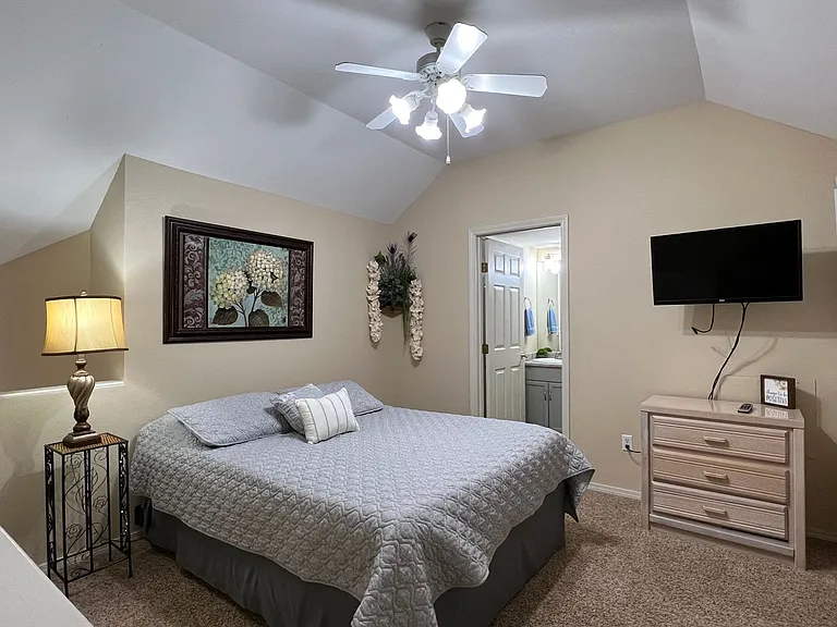 680 Fall Creek Dr — Photo 12