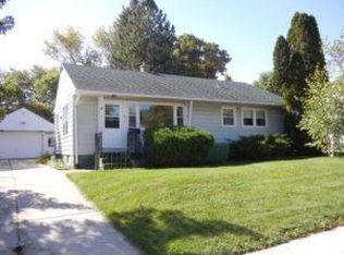 3451 E Denton Ave, St Francis, WI 53235