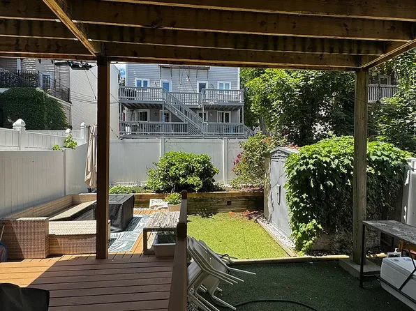 9-11 Linley Ter, Boston, MA 02127