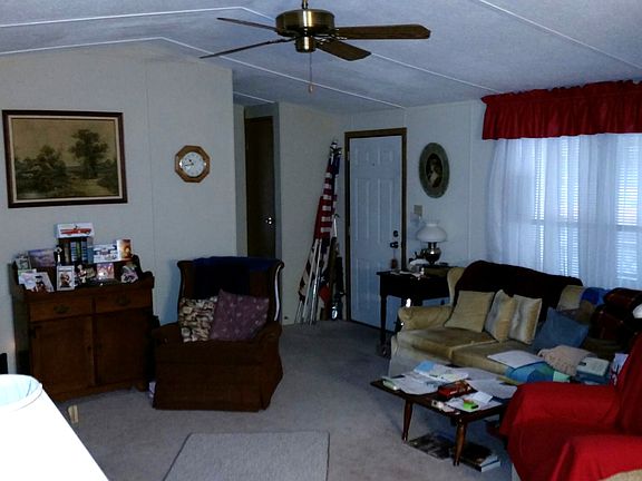 5th image of 61 Pecan Dr S