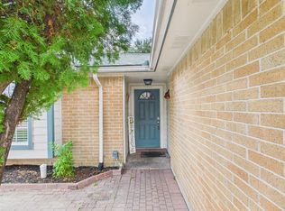 16207 N Meadow Dr, Houston, TX 77073