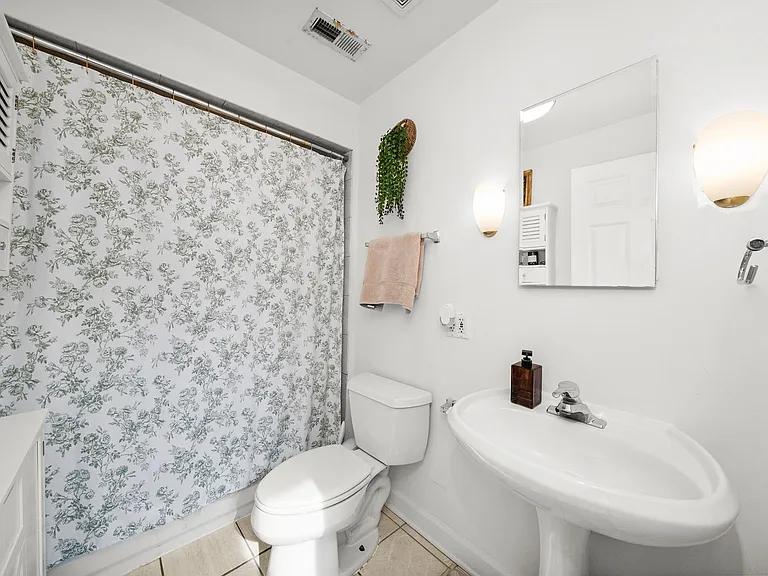 1434 N Bosworth Ave — Photo 35
