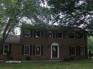 36W720 Hickory Hollow Dr, Dundee, IL