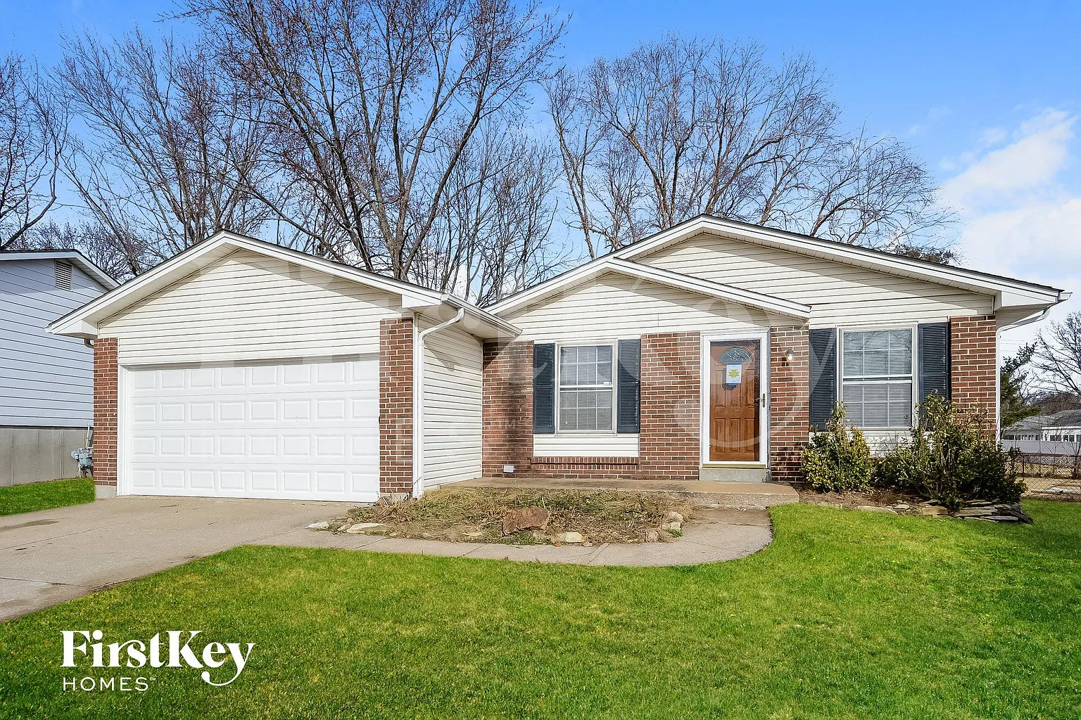 1585 Ventnor Pl photo 1