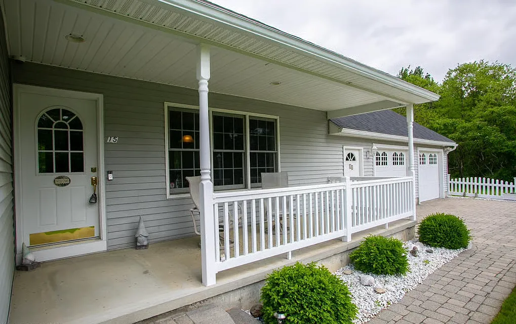 3 bed, 1534 sqft, $3,750 — Photo 3