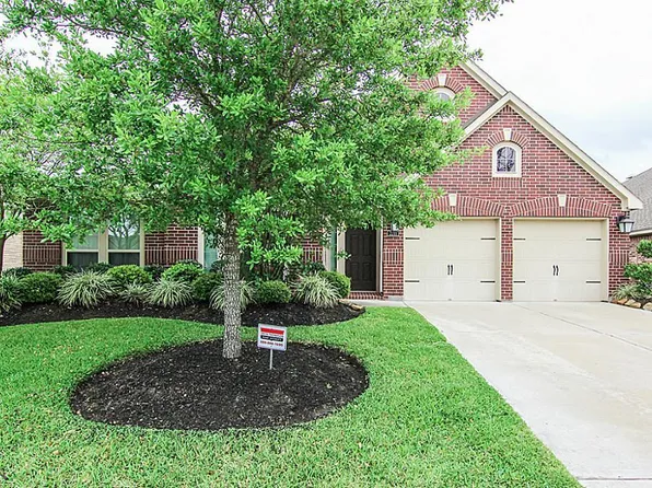 2211 Cloudburst Ln, Pearland, TX 77584