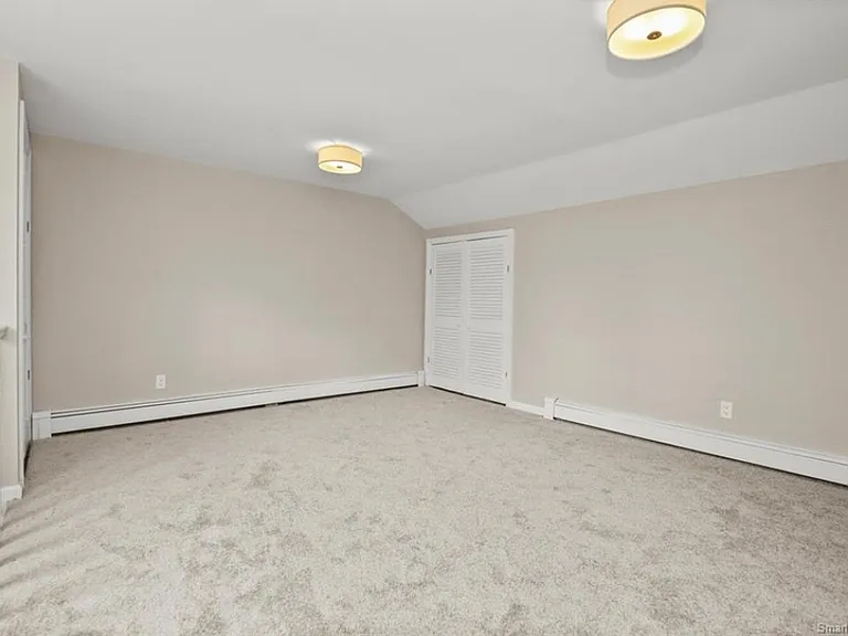 5 Turtleback Ln — Photo 20
