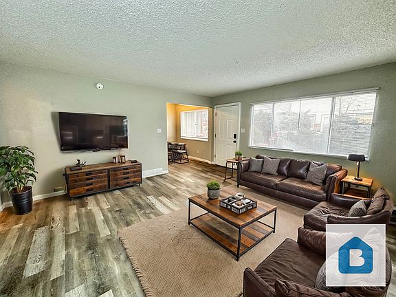 3rd image of 311 University Dr APT 2