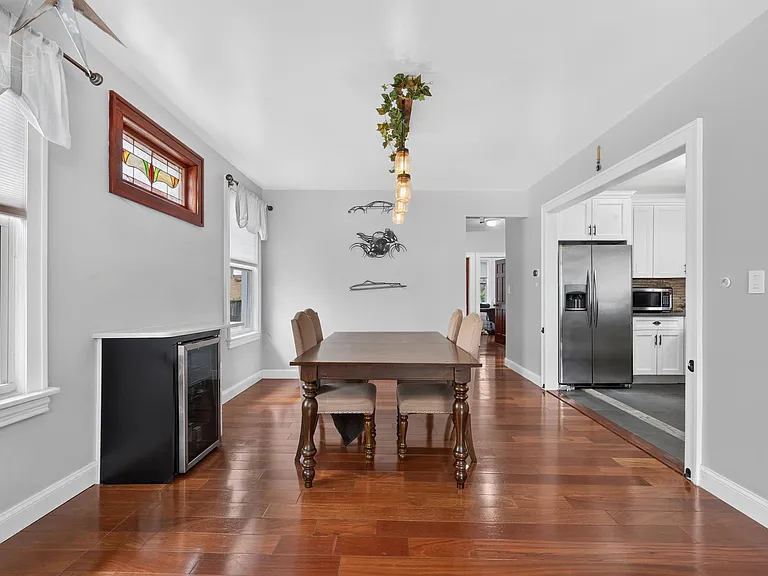 166 Woodridge St #1 — Photo 8