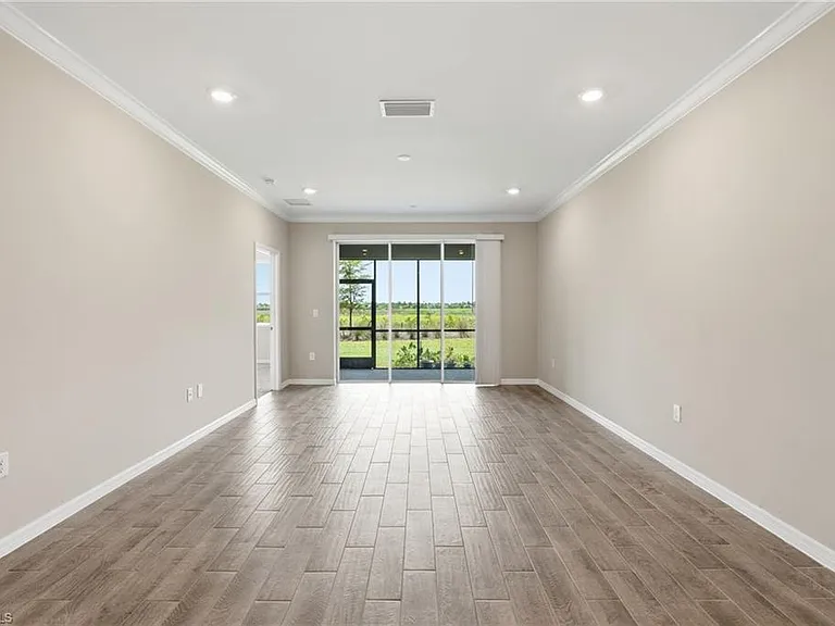 11841 Venetian Lagoon Dr — Photo 7