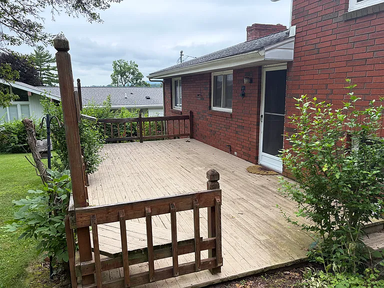 115 Oakmont Rd — Photo 12