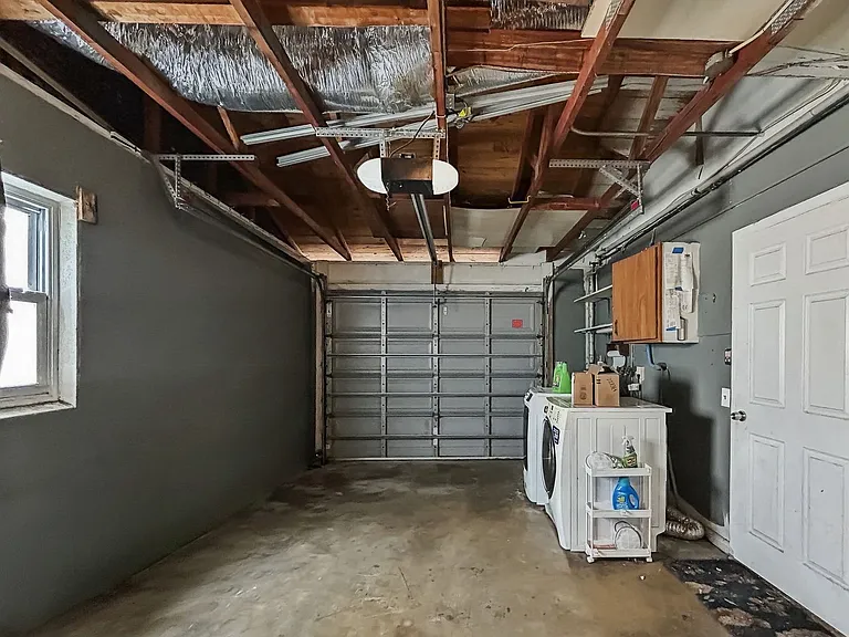 10904 Temple Ave — Photo 19