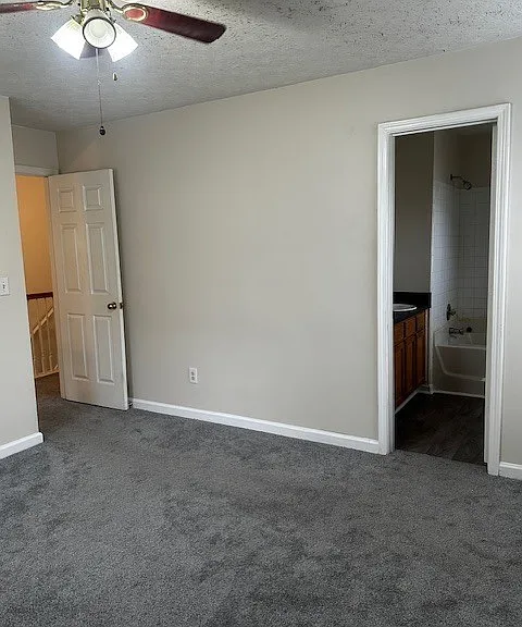 5675 Hampton Ct — Photo 21