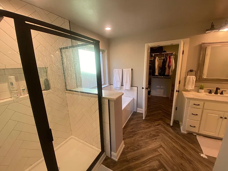 5902 Legacy Dr — Photo 14