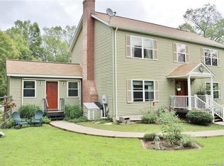 341 Mulberry Rd, Mansfield, CT 06250