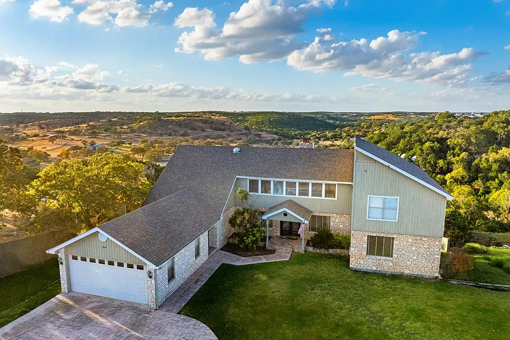 194 Crockett Dr, Kerrville TX - Owner Finance Home