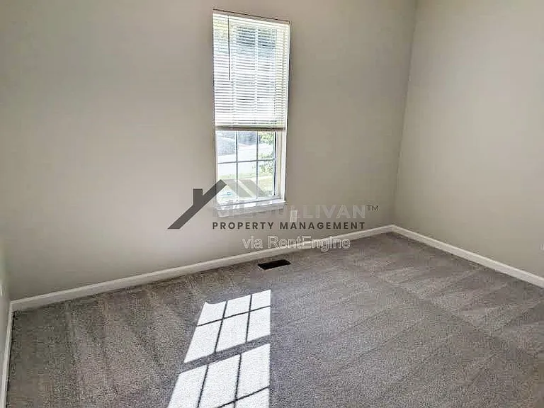 200 Belle Ct — Photo 13