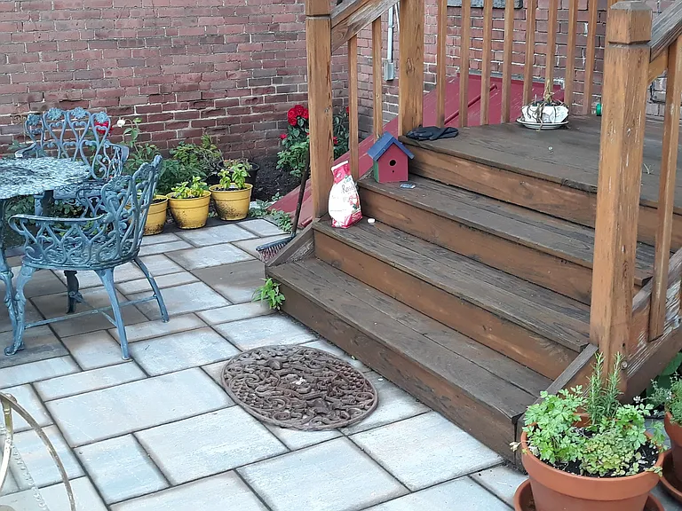 182 Chestnut St #1 — Photo 8