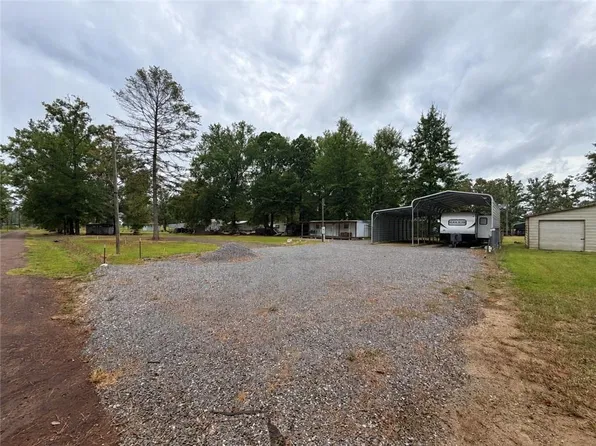 190 Jolly Rogers Dr, Florien, LA 71429
