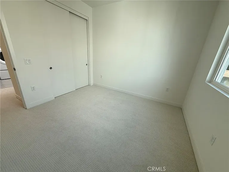 693 S Lyon St — Photo 20