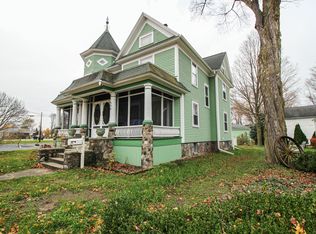 306 N Main St, Three Rivers, MI 49093